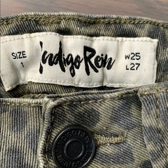 NWT Indigo Rein High Rise Animal Print Skinny Jean - Picture 7 of 8